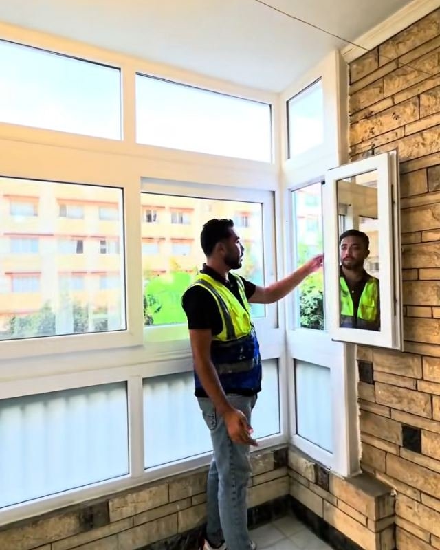 تقفيل بلكونة من تنفيذ Skyline
